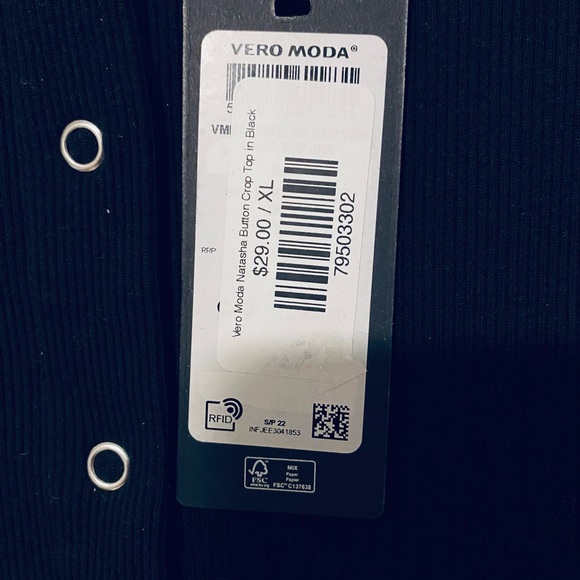 Vero Moda Crop Tee - Picture 2 of 2